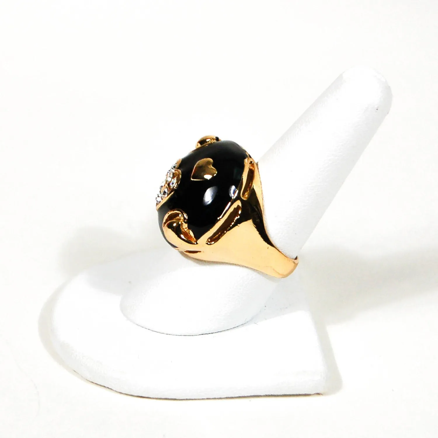 1980's Black and Gold Statement Ring with Rhinestone Hearts
