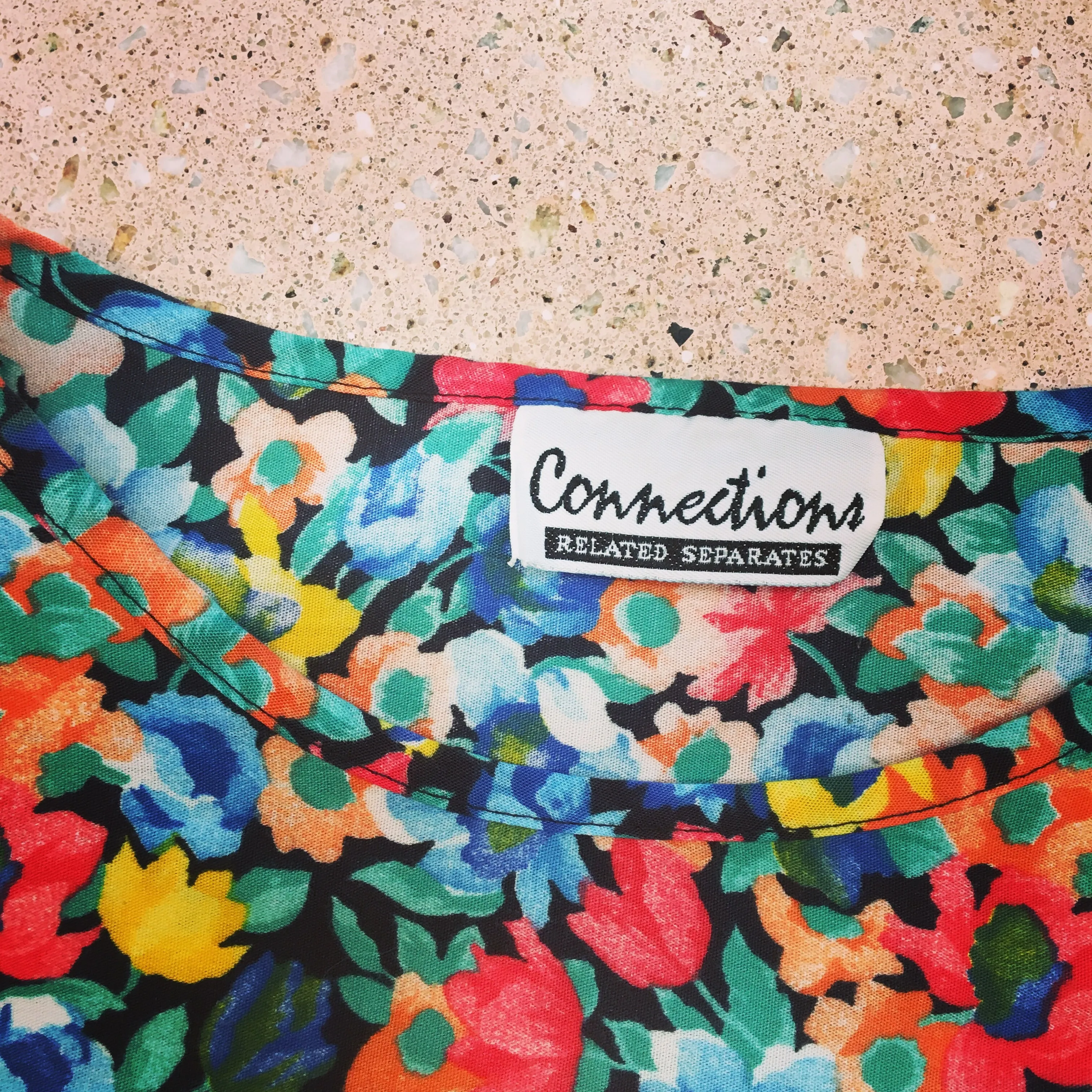 80’s FLORAL TOP / MEDIUM