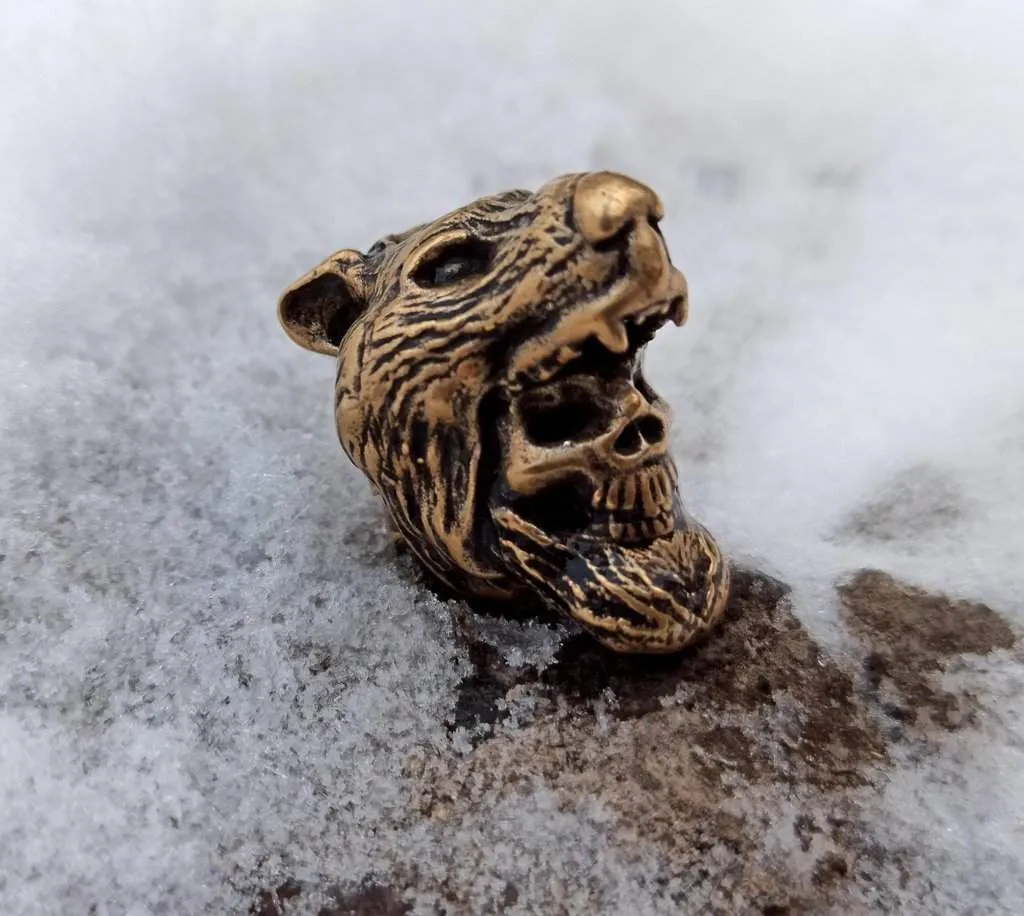 Berserker skull paracord bead