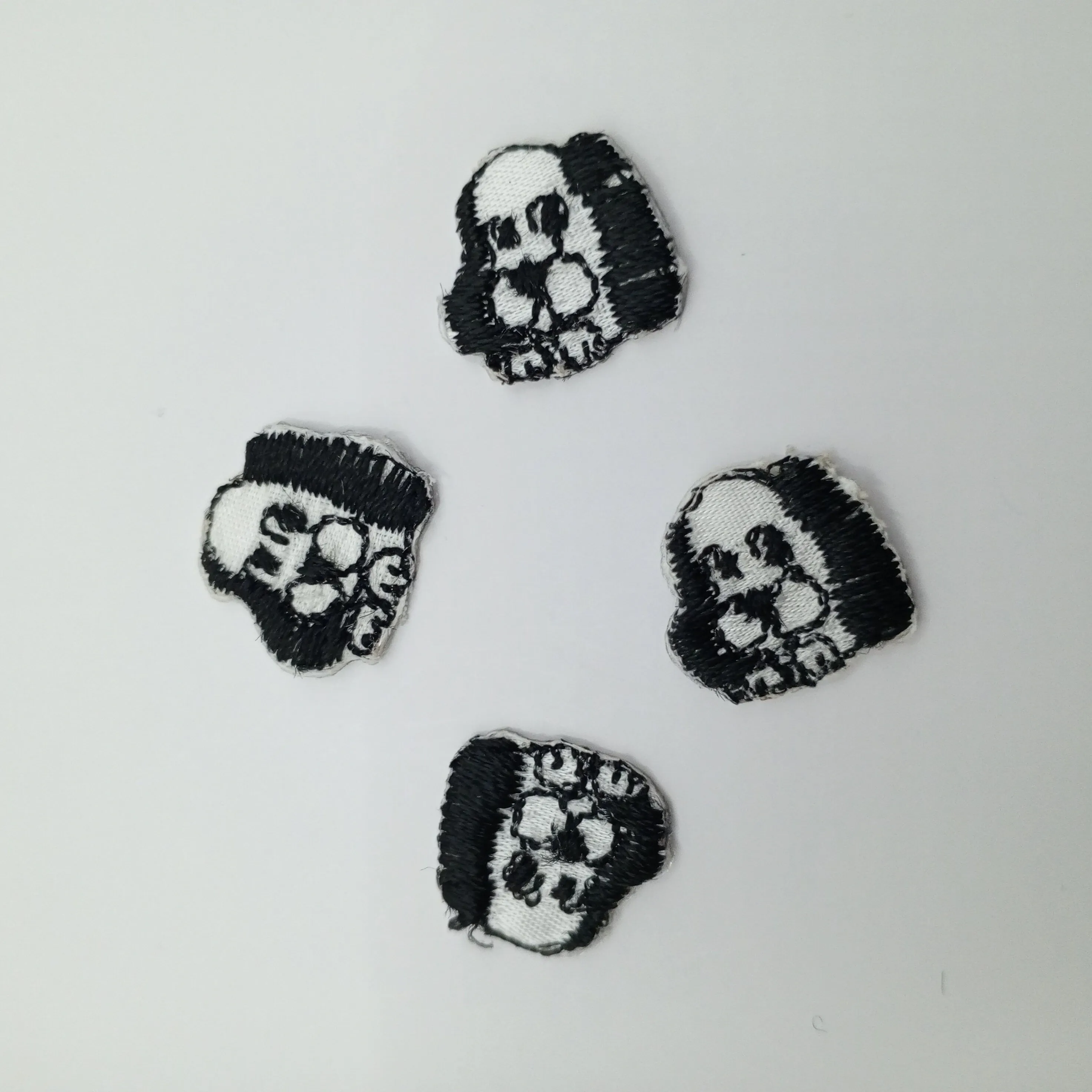 Black white dog Patches bird sewing appliqué #429