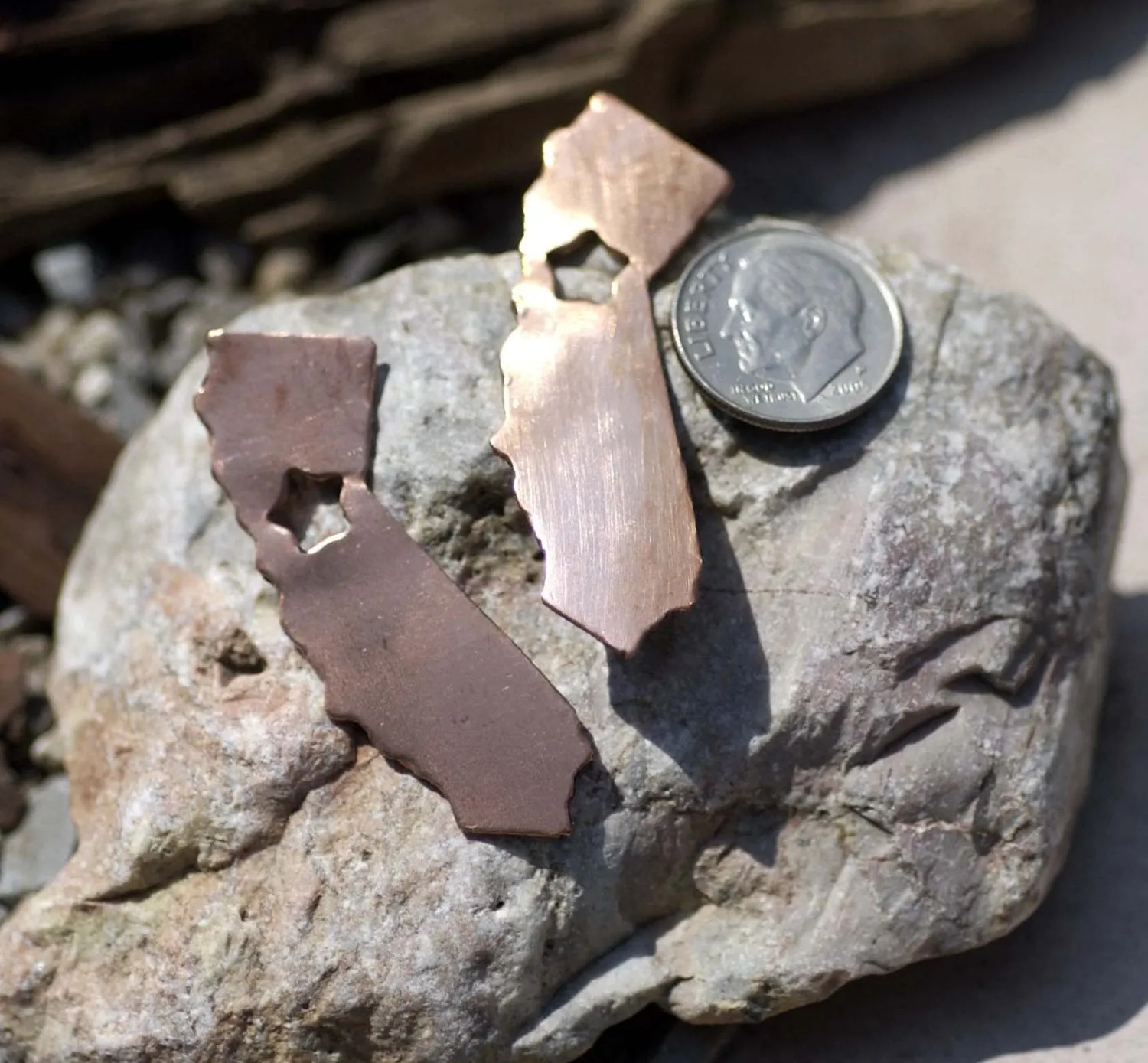 California State With Star Cutout Blanks for Jewelry Design, Scrapbooking, Photo Albums, Hand stamping, DIY design