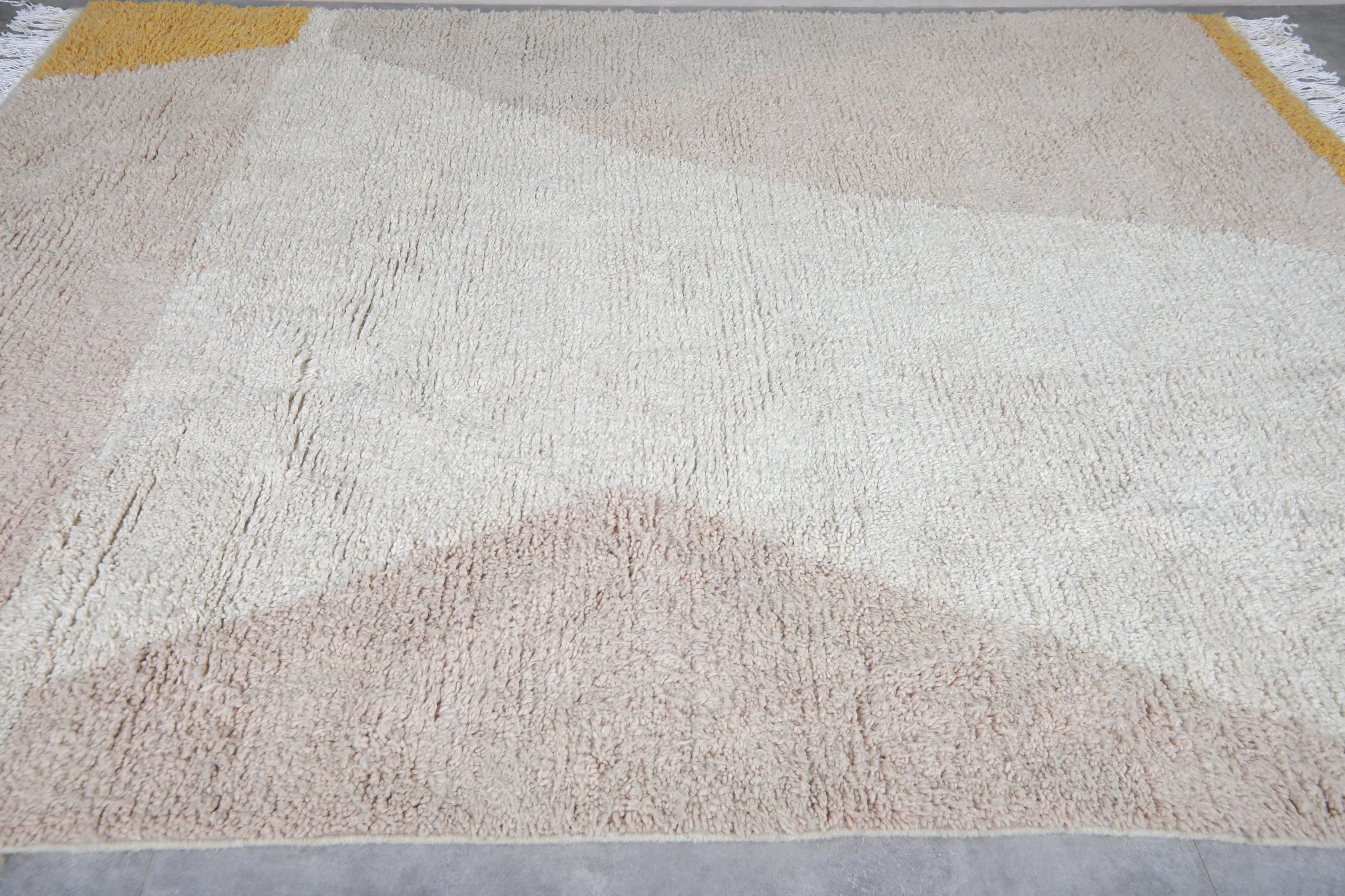 Custom Berber rug - Authentic handmade Beniourain rug - Morocco rug