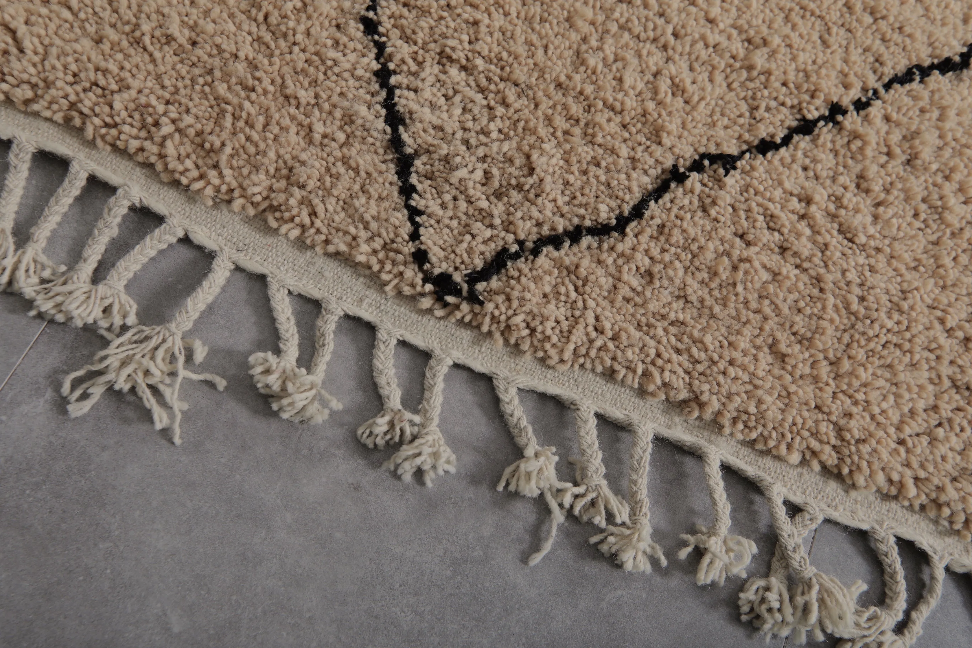 Custom Moroccan area rug - Moroccan Handmade Berber Rug