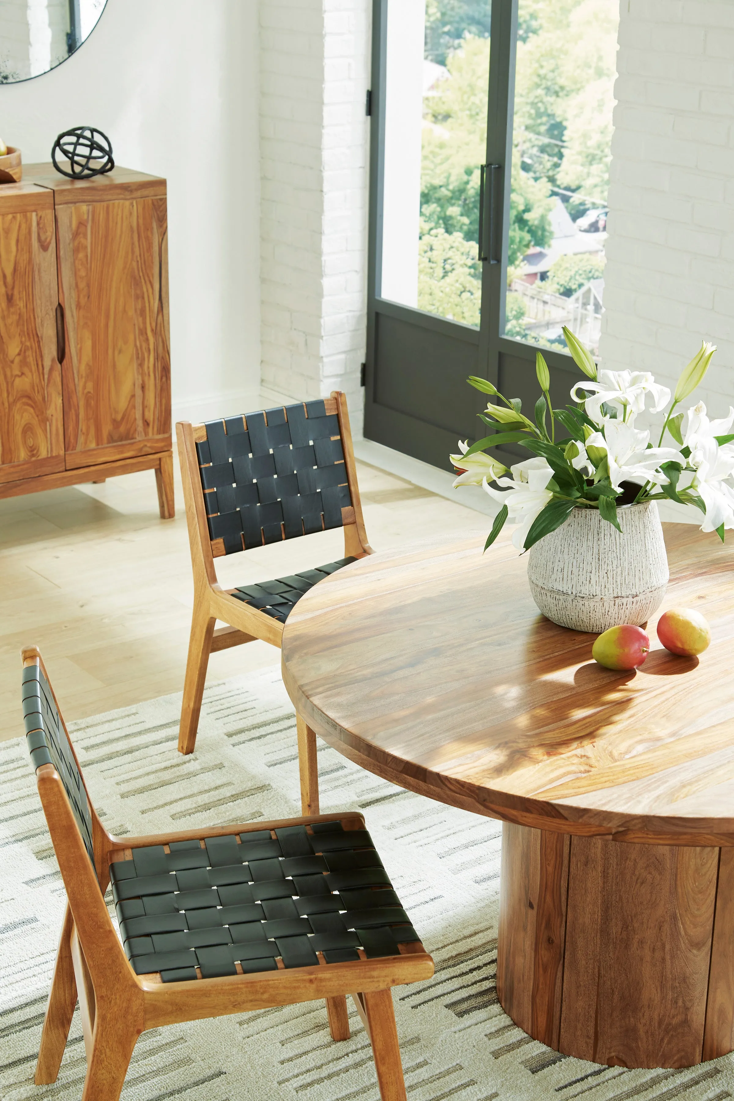 Dahlia 54" Round Table & 4 Leather/Wood Side Chairs