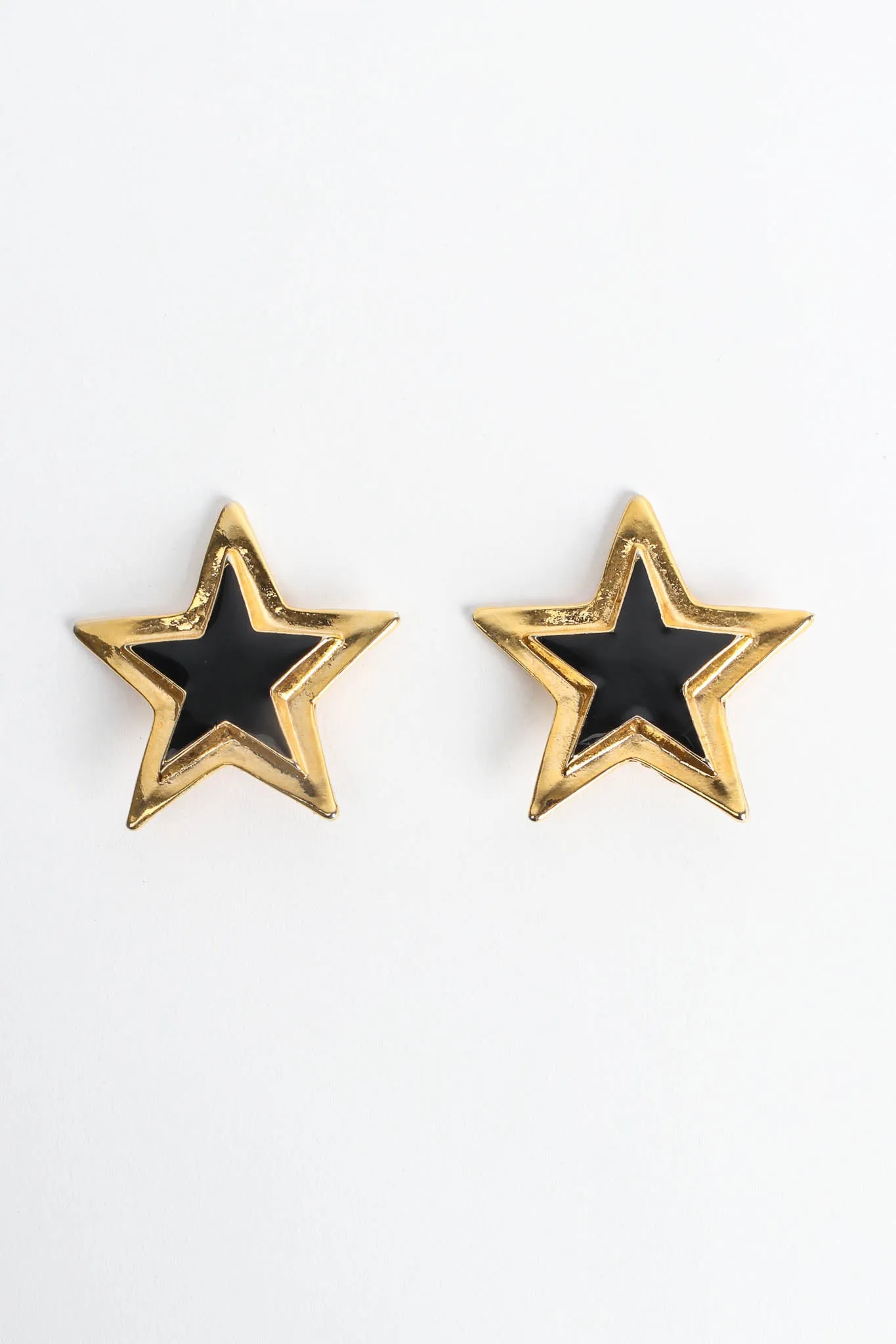 Enamel Star Plate Earrings