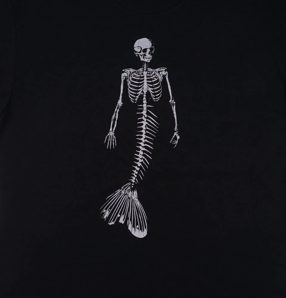 FISHY Unisex T-shirt