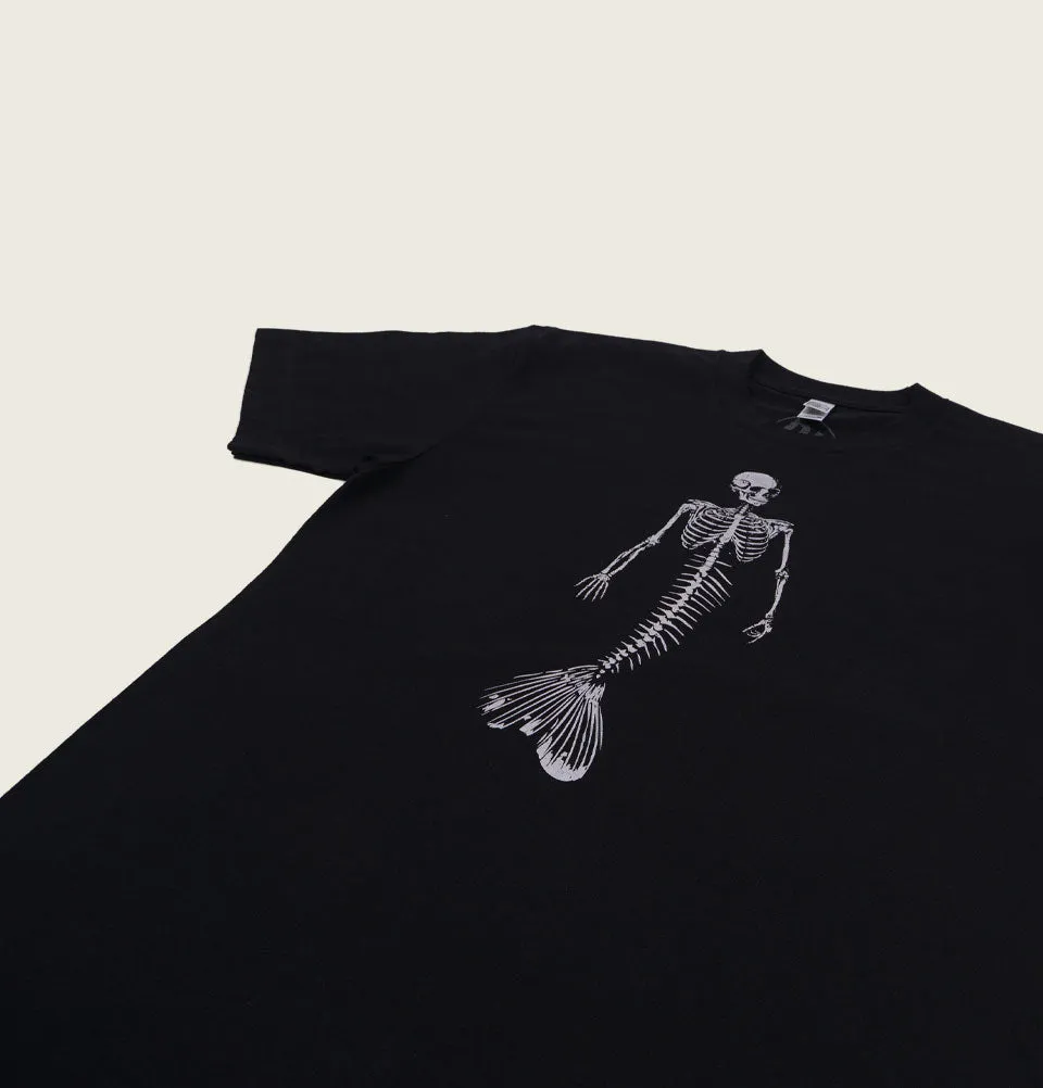 FISHY Unisex T-shirt