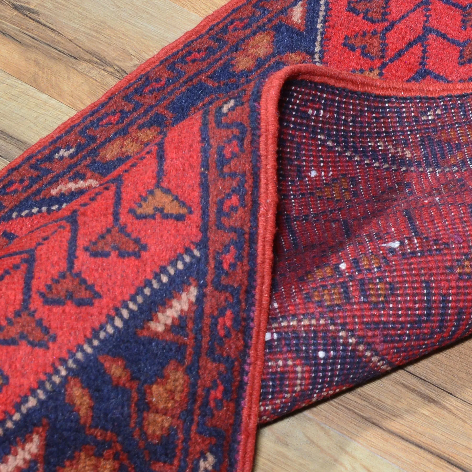 Hand-Knotted Fine Tribal Design Handmade Wool Rug (Size 1.7 X 3.4) Cwral-7962