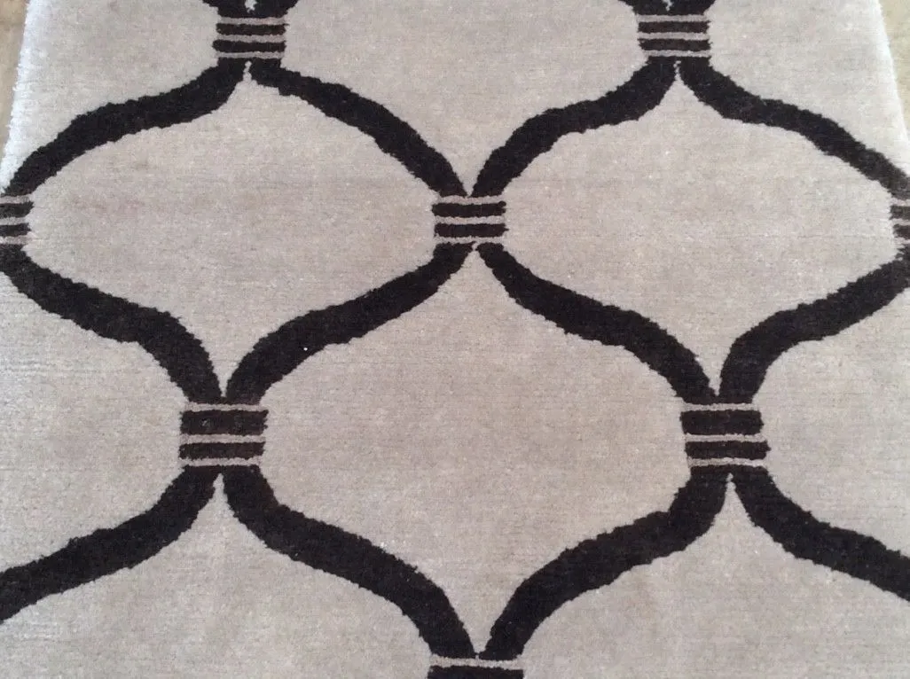 Hand-Knotted Nepali Design Handmade Modern Wool Rug (Size 2.0 X 3.0) Brrsf-1707