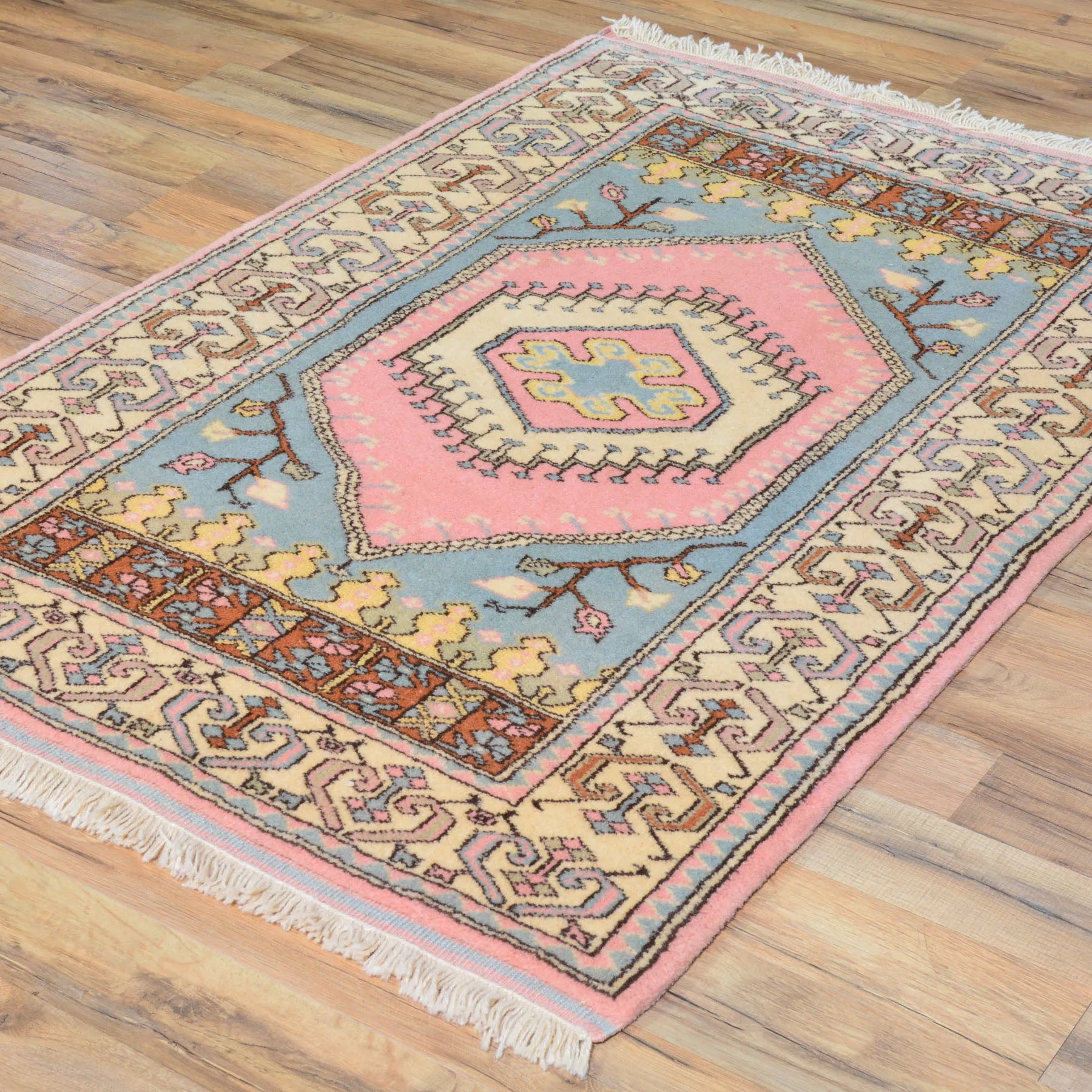 Hand-Knotted Turkish Tribal Handmade Wool Rug (Size 3.1 X 4.8) Cwral-7794