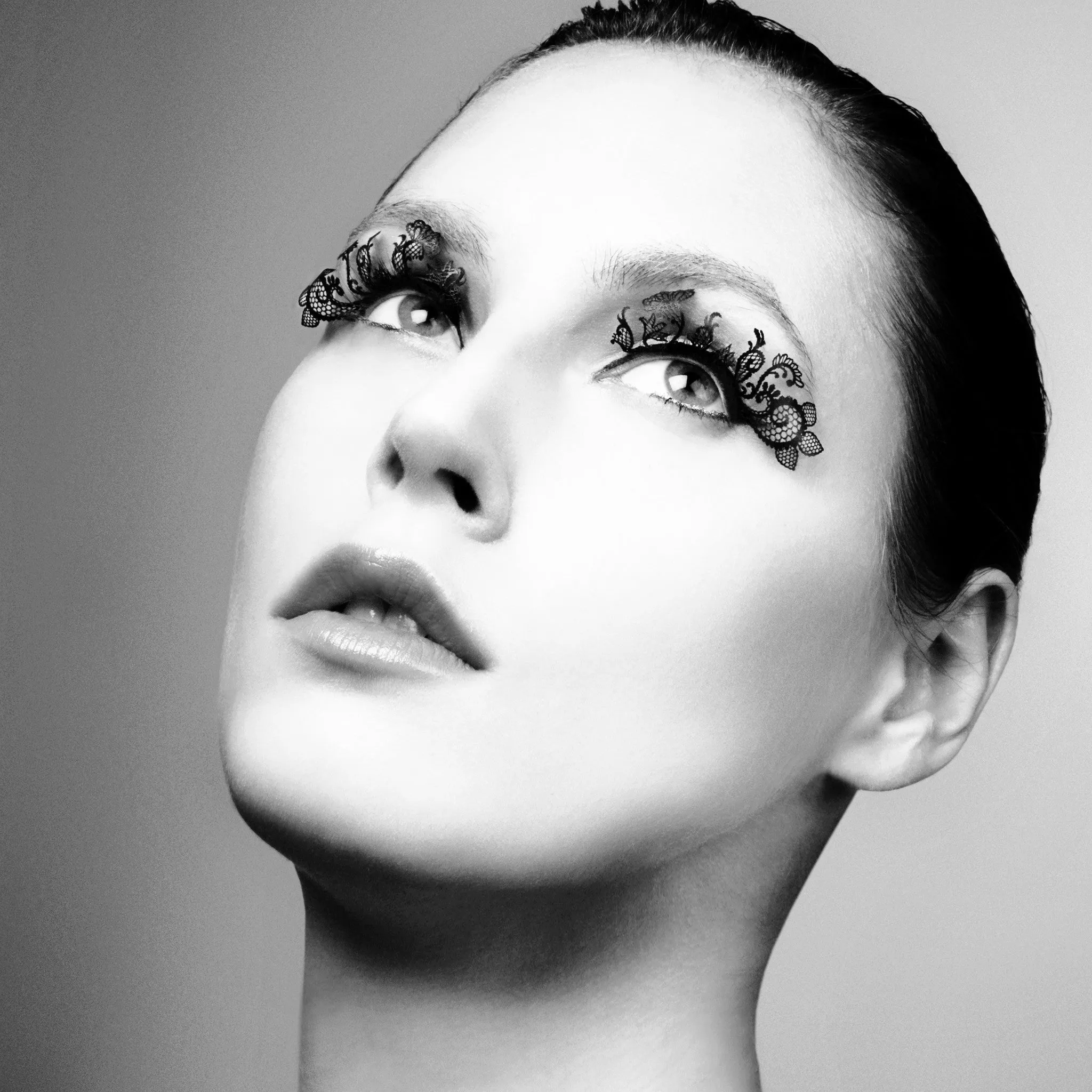 Lace Garden Paper Lashes