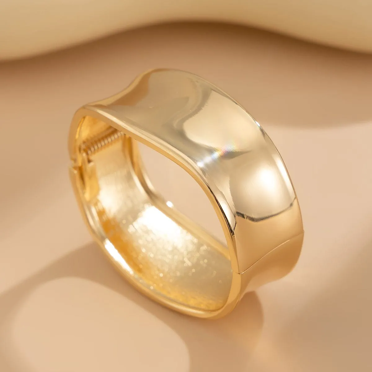 Minimalist Chunky Glossy Curved Bangle Bracelet