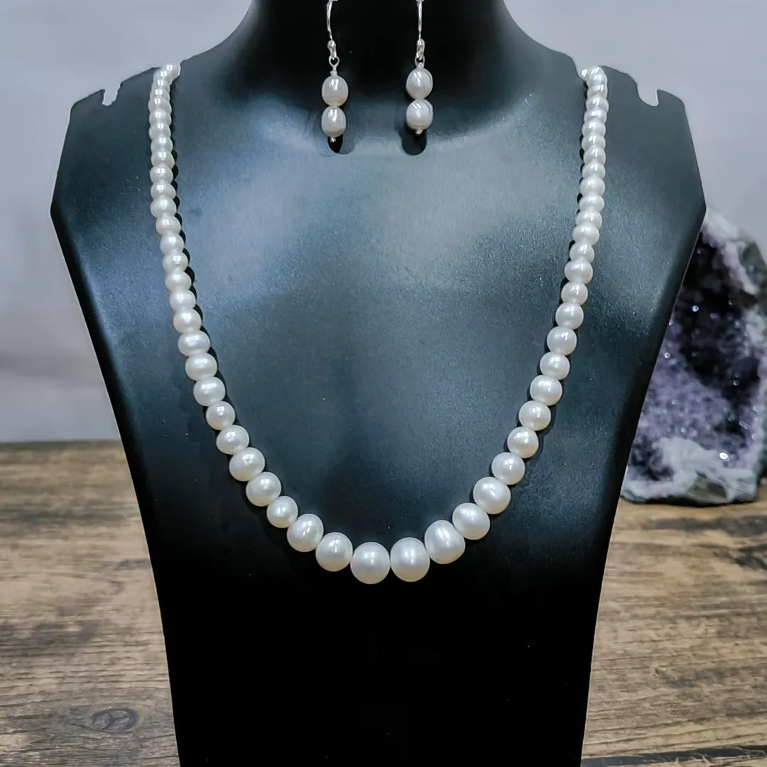 Moti Natural Pearl Mala graded with earrings
