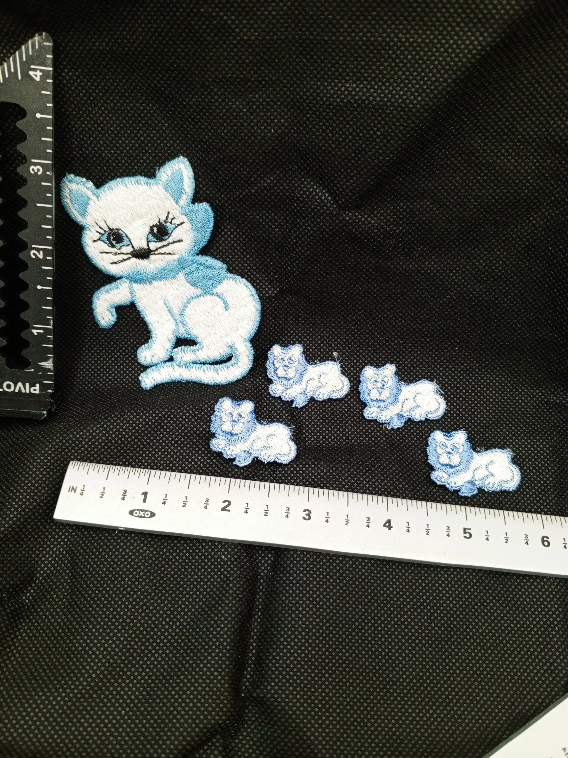 VINTAGE Cat Applique Sewing Embroidered Patch and Cute Blue lions embroidery decorative patches appliques 5pcs Pack #500